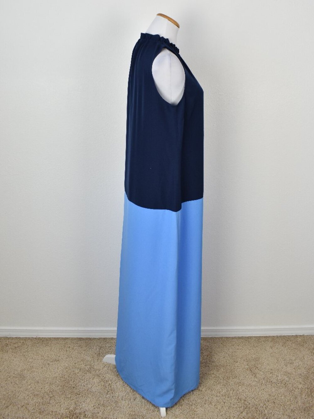 STS Sail to Sable Ruffle Neck Maxi Dress - S - Picture 8 of 10